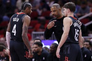 PG游戏下载-乌度卡：很高兴谢泼德命中了那些球 你希望年轻人能抓住机会