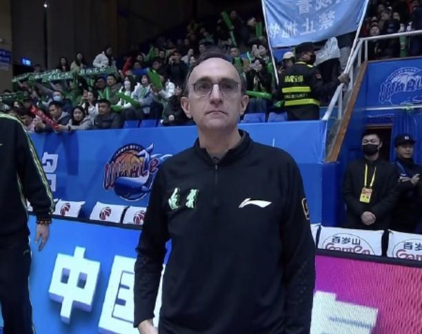 PG游戏官网-结束四连败，辽宁主帅乌戈：所有球员都有贡献，这是一场团队胜利